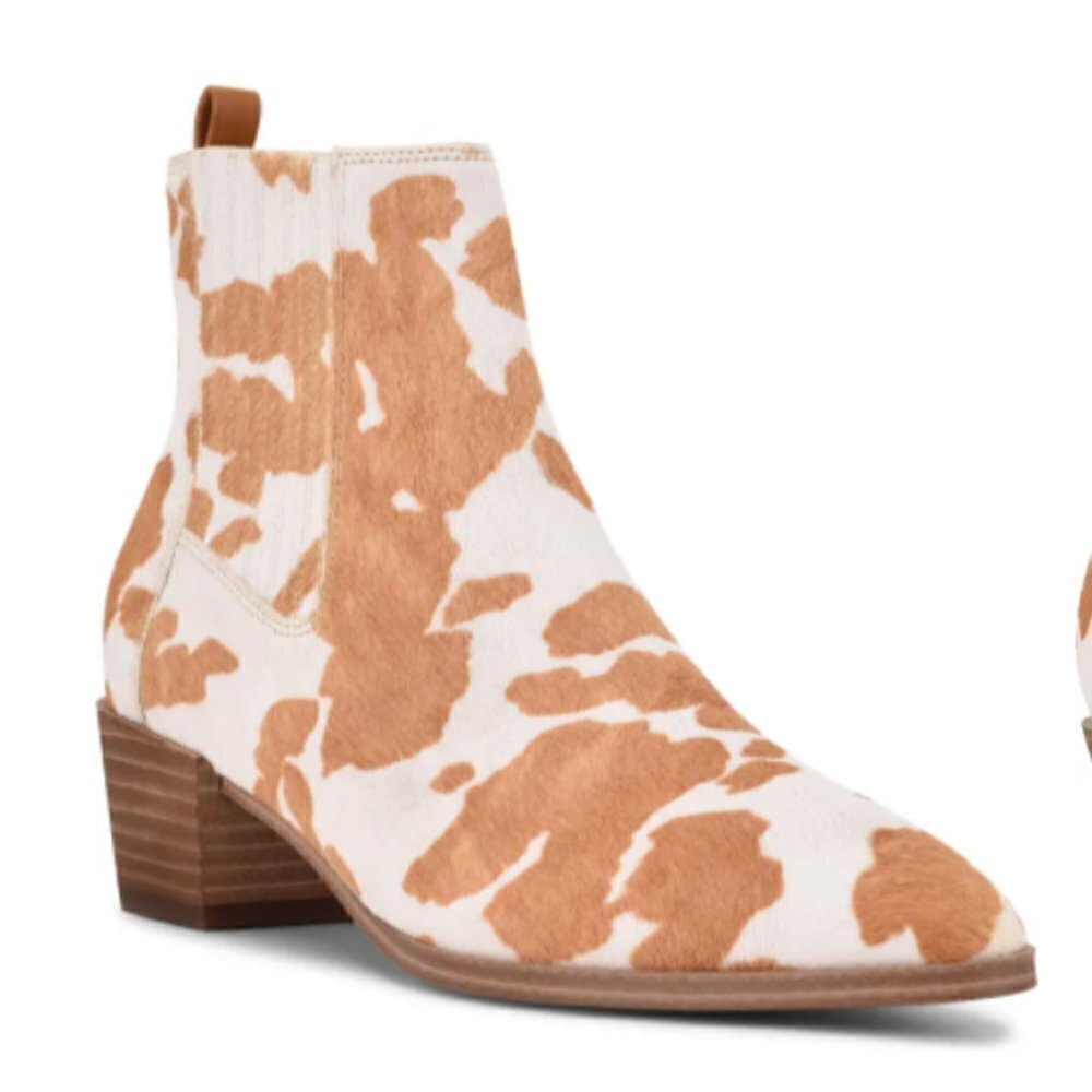 NWT Nine West Applez Southwestern Boho Ankle Bootie Tan Cow Print Size 7
